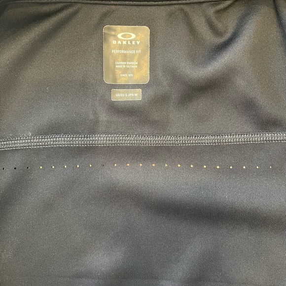 Oakley Performance Jacket NWOT Small Black/Purple - Picture 4 of 5